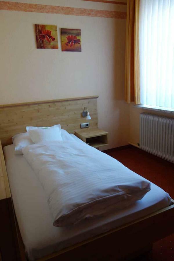 Hotel Bayerischer Hof Waldsassen Esterno foto